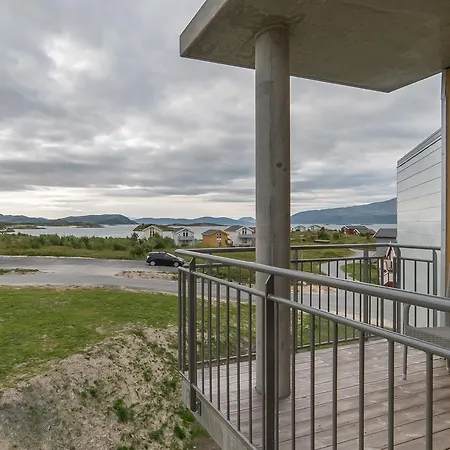 Arctic Tromso فندق Sommarøy