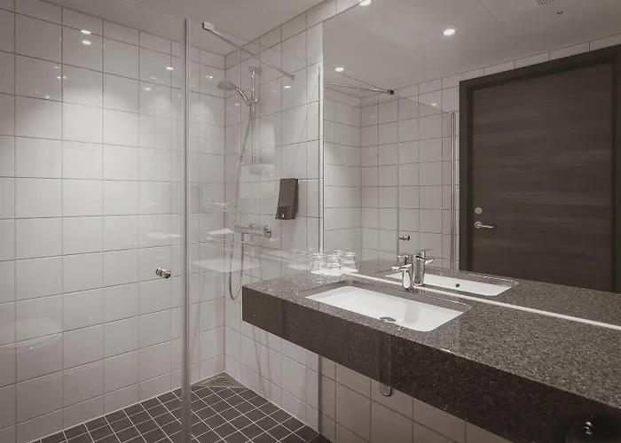 Arctic Tromso Hotel 4*